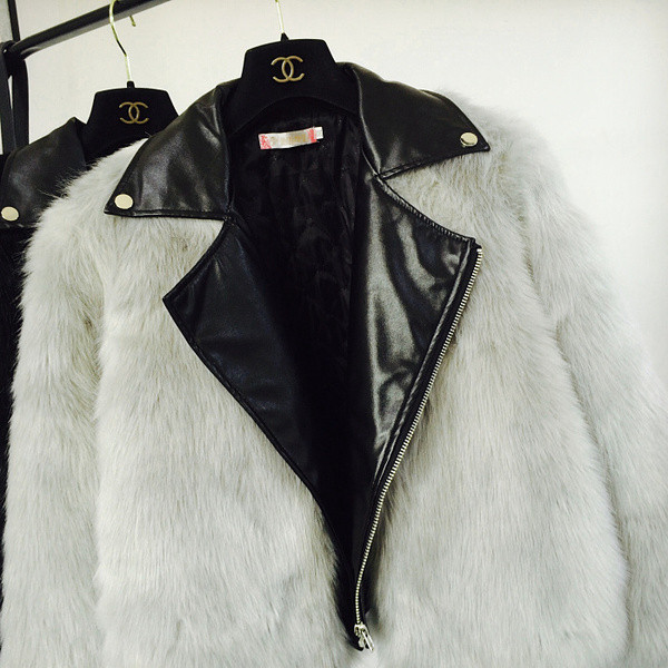 NOU Geaca de iarna dama cu decolteu spitz in mai multe culori