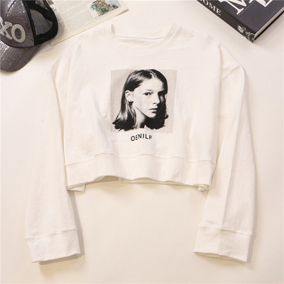 Női rövid blúz három színben, rátéttel