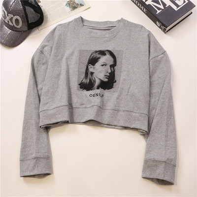 Női rövid blúz három színben, rátéttel