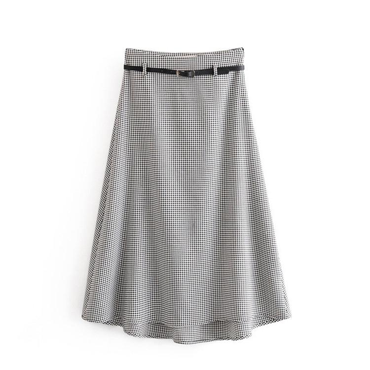 Hosszú kockás szoknya magas derékkal és övvel