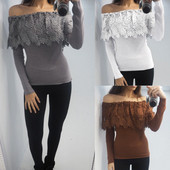 Modern női blúz ejtett ujjakkal, virágos motívummal több színben