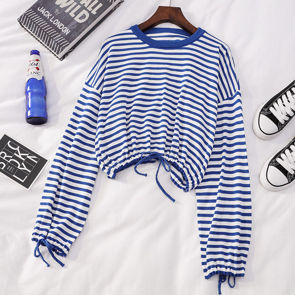 Női blúz négy színben, nyakkendővel és O-nyakkal