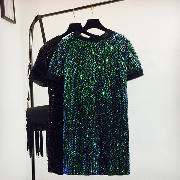 Női blúz hosszú modell flitterekkel, több színben