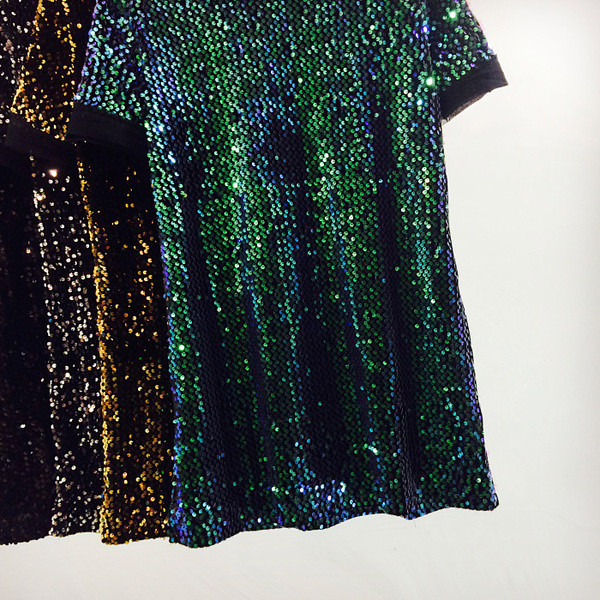 Női blúz hosszú modell flitterekkel, több színben