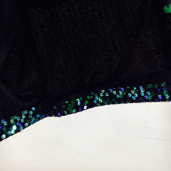 Női blúz hosszú modell flitterekkel, több színben