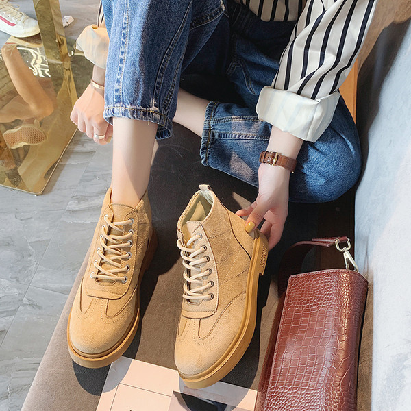 Ghete de dama moderne din piele intoarsa eco cu sireturi in doua culori