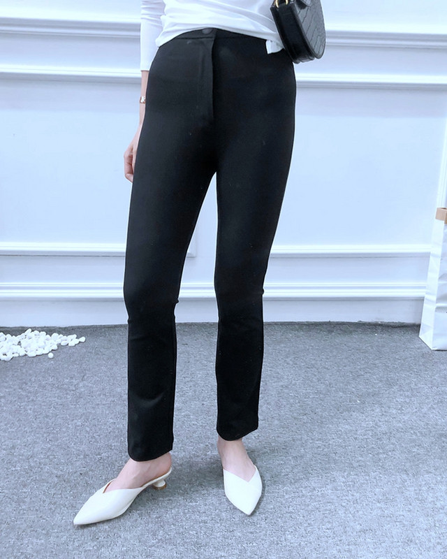 Női fekete nadrág, magas derekú Charleston típusú