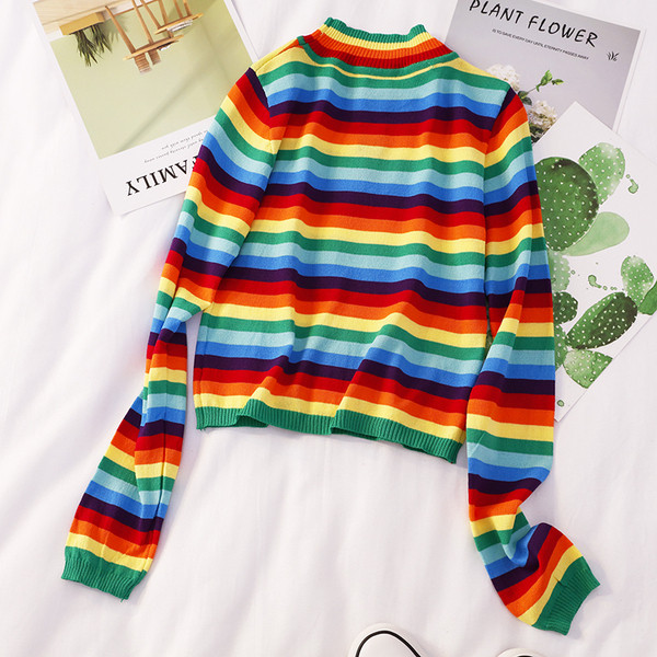 Bluză de damă în dungi cu mâneci lungi și fermoar