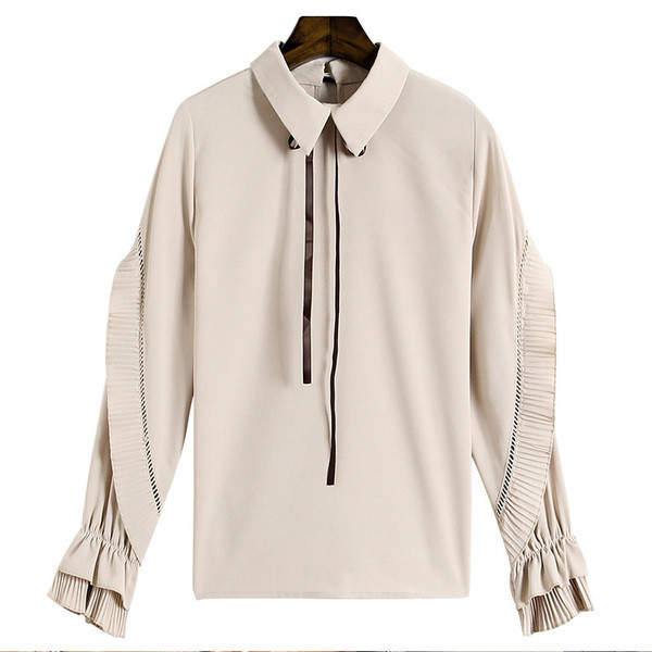 Stílusos női ing bézs színben, klasszikus gallérral