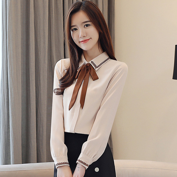 Modern női ing két színben hímzéssel - bézs és piros