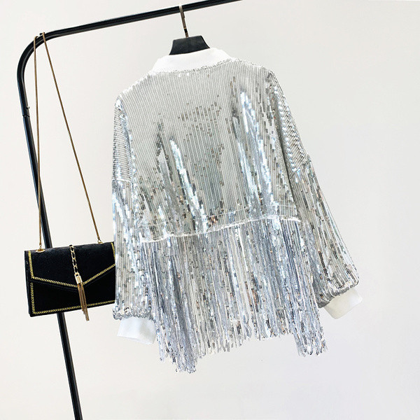 Új modellű női pulóver flitterekkel, három színben