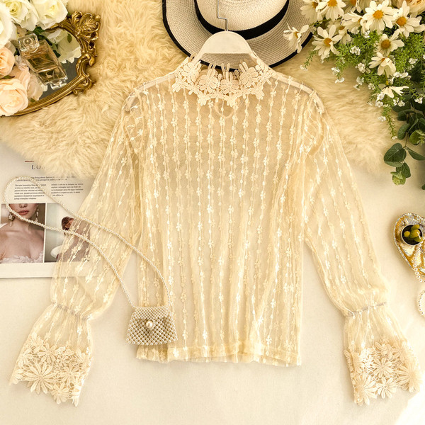 Átlátszó női ing csipkével, három színben