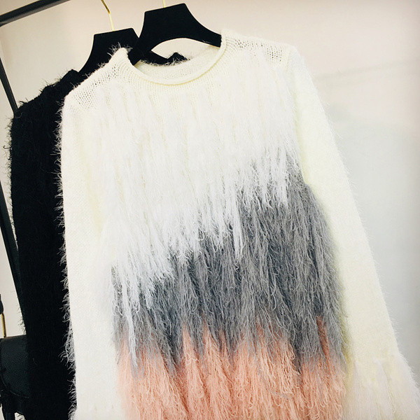 Modern női téli pulóver kerek nyakkivágással, fehér és fekete színben