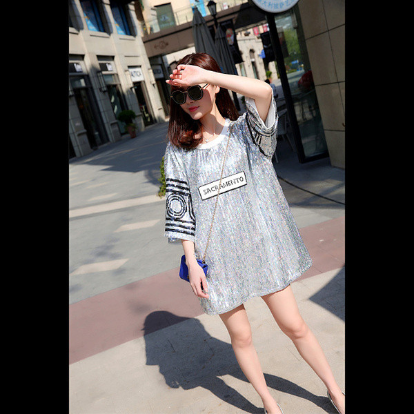 ÚJ Aktuális női flitteres blúz hosszú modell két színben