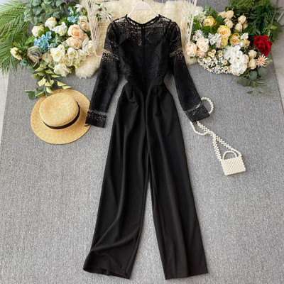 Stílusos női overall széles modell csipkével, különböző színekben