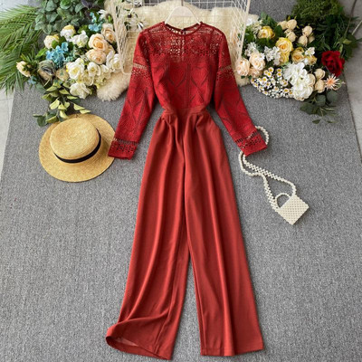 Stílusos női overall széles modell csipkével, különböző színekben