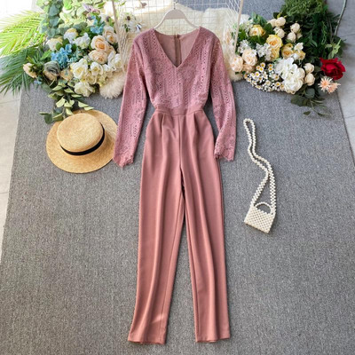 Salopeta de dama moderna cu decolteu spitz si dantela in diferite culori