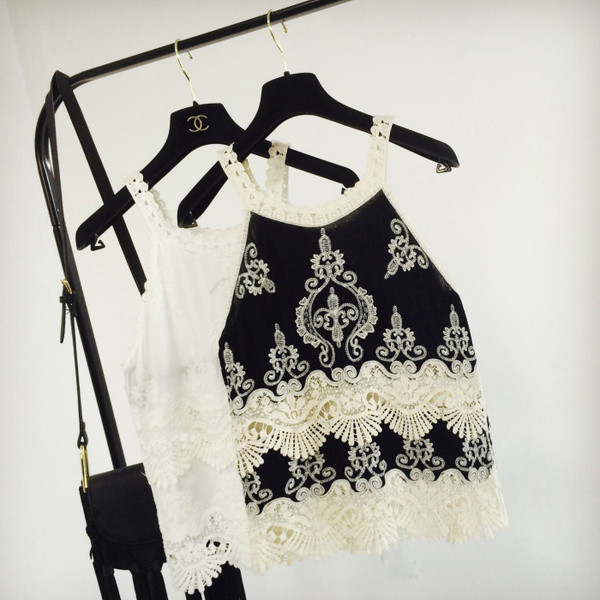 Női felső - rövid, csipkés modell