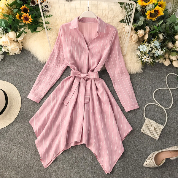 Rochie de dama asimetrica in dungi cu curea in mai multe culori