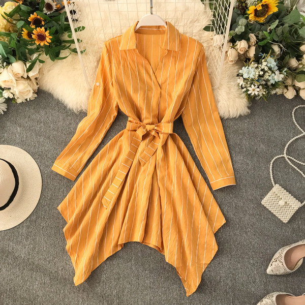 Rochie de dama asimetrica in dungi cu curea in mai multe culori