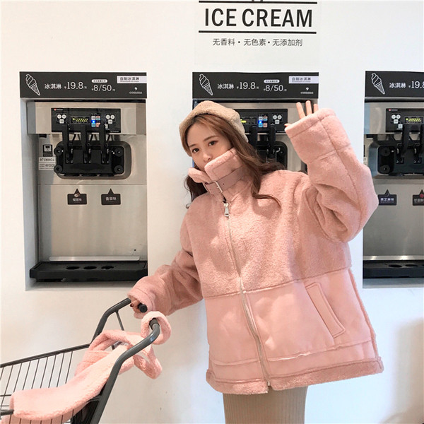 Modern női kabát három színben, széles cipzáras modellel