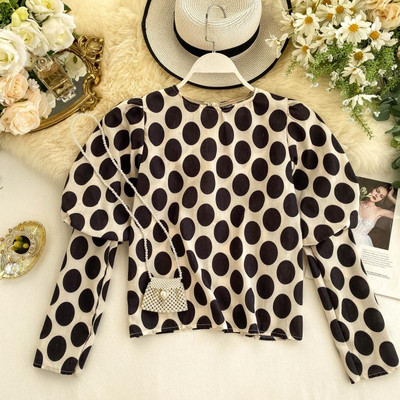 Modern női pöttyös blúz O-nyakkal, többféle színben