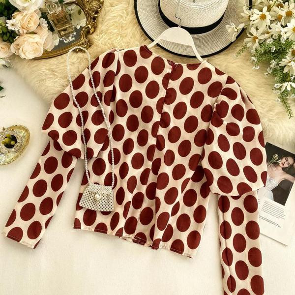 Modern női pöttyös blúz O-nyakkal, többféle színben