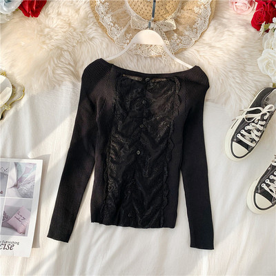 Modern női blúz csipkével és hosszú ujjú fekete színben