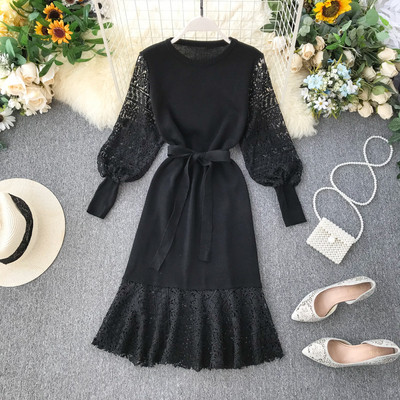 Modern női ruha csipke elemmel és O-nyakkal