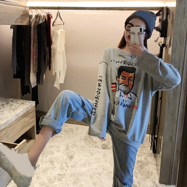 Női alkalmi blúz szürke színben, rátéttel