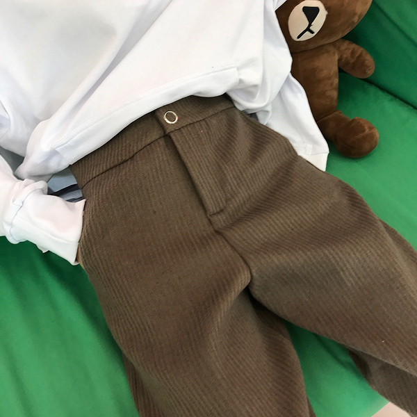 Magas derekú női nadrág két színben