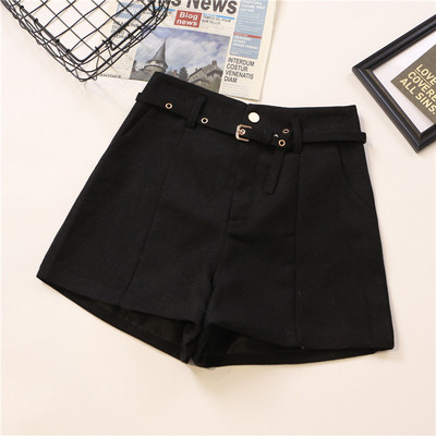 Női rövidnadrág több színben, zsebekkel, magas derékkal