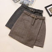 Aktuális női szoknya két színben, magas derékkal és övvel