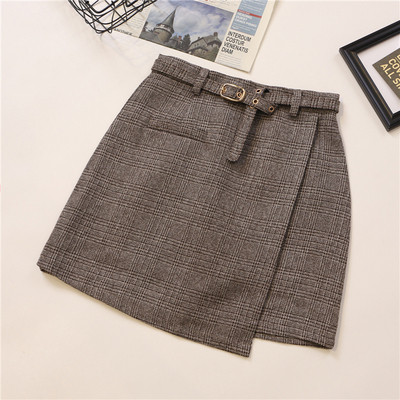 Aktuális női szoknya két színben, magas derékkal és övvel