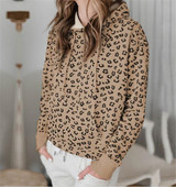 Modern női pulóver nyakkendővel és állatmintával