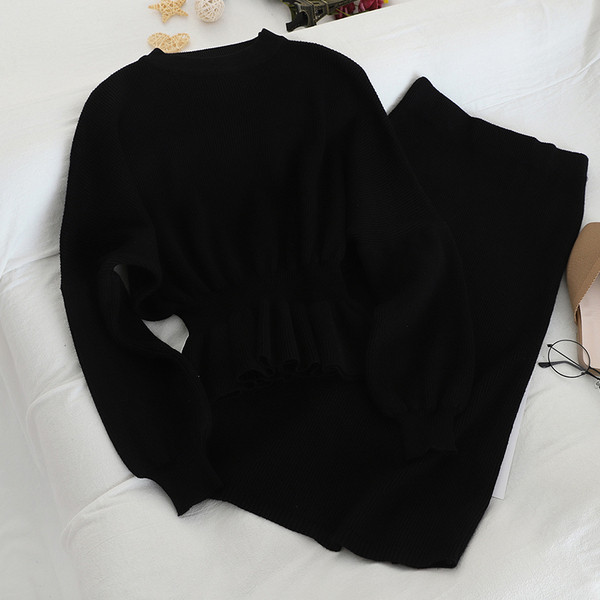 Kötött női szett két részből, különböző színekben