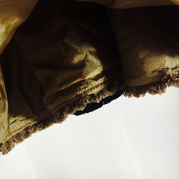 Női aktuális ruha - szabású modell két színben