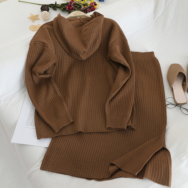 Napi női kötött szett négy színben