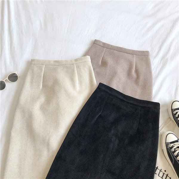 Aktuális női szoknya három színben, magas derékkal és cipzárral