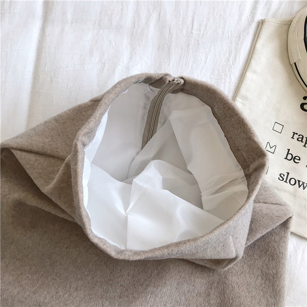 Aktuális női szoknya három színben, magas derékkal és cipzárral