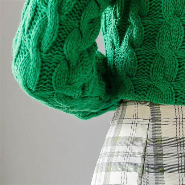 Új modell női rövid kardigán kapucnival zöld színben