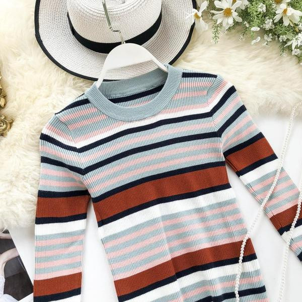 Női csíkos dáma O-nyakkal, négy színben