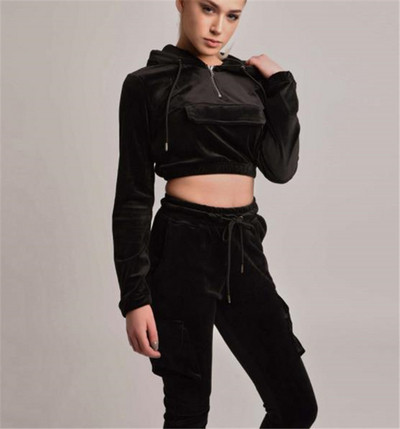 Модерен дамски спортен екип от две части с връзки в два цвята