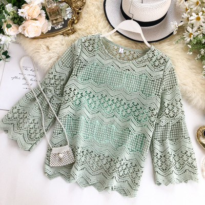 Γυναικεία μπλούζα με  δαντέλα  σε διάφορα χρώματα