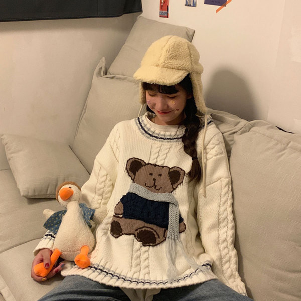 Γυναικεία καθημερινή πλεκτή μπλούζα με οβάλ ντεκολτέ