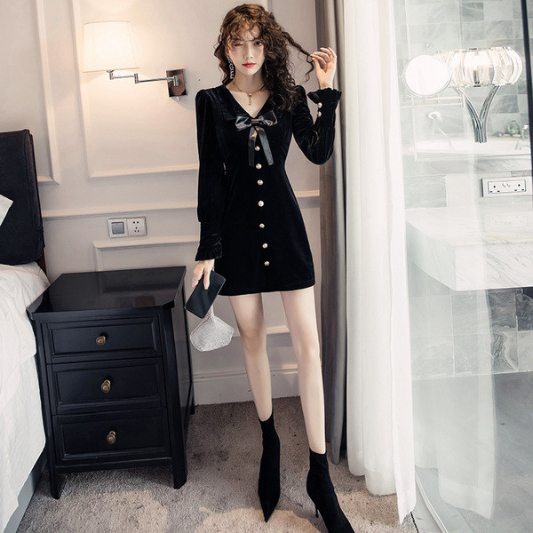 Új modell modern női bársony ruha és szalag fekete színben