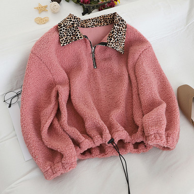 Μοντέρνο γυναικείο πουλόβερ με λαιμόκοψη σε διάφορα χρώματα