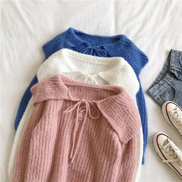 Aktuális női pulóver három színben nyakkendővel