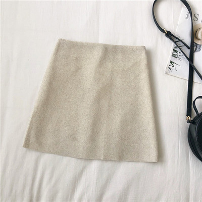 Rövid női szoknya három színben, magas derékkal