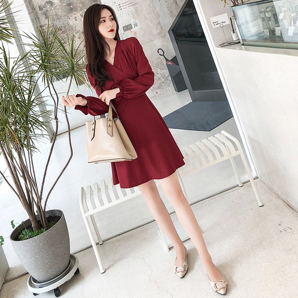 Νέο μοντέλο γυναικείο φόρεμα V-neck με μακρύ  μανίκι σε μπορντό χρώμα